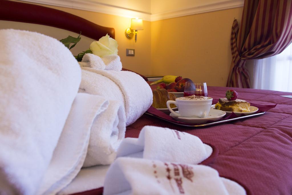 Hotel Gran Duca Λιβόρνο Εξωτερικό φωτογραφία