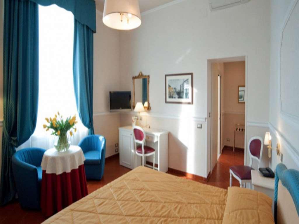 Hotel Gran Duca Λιβόρνο Δωμάτιο φωτογραφία